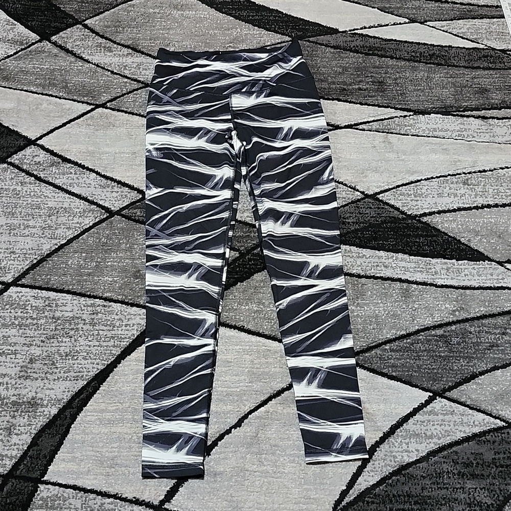VICTORIA SPORT 2017 KNOCKOUT BY VS LEGGINGS